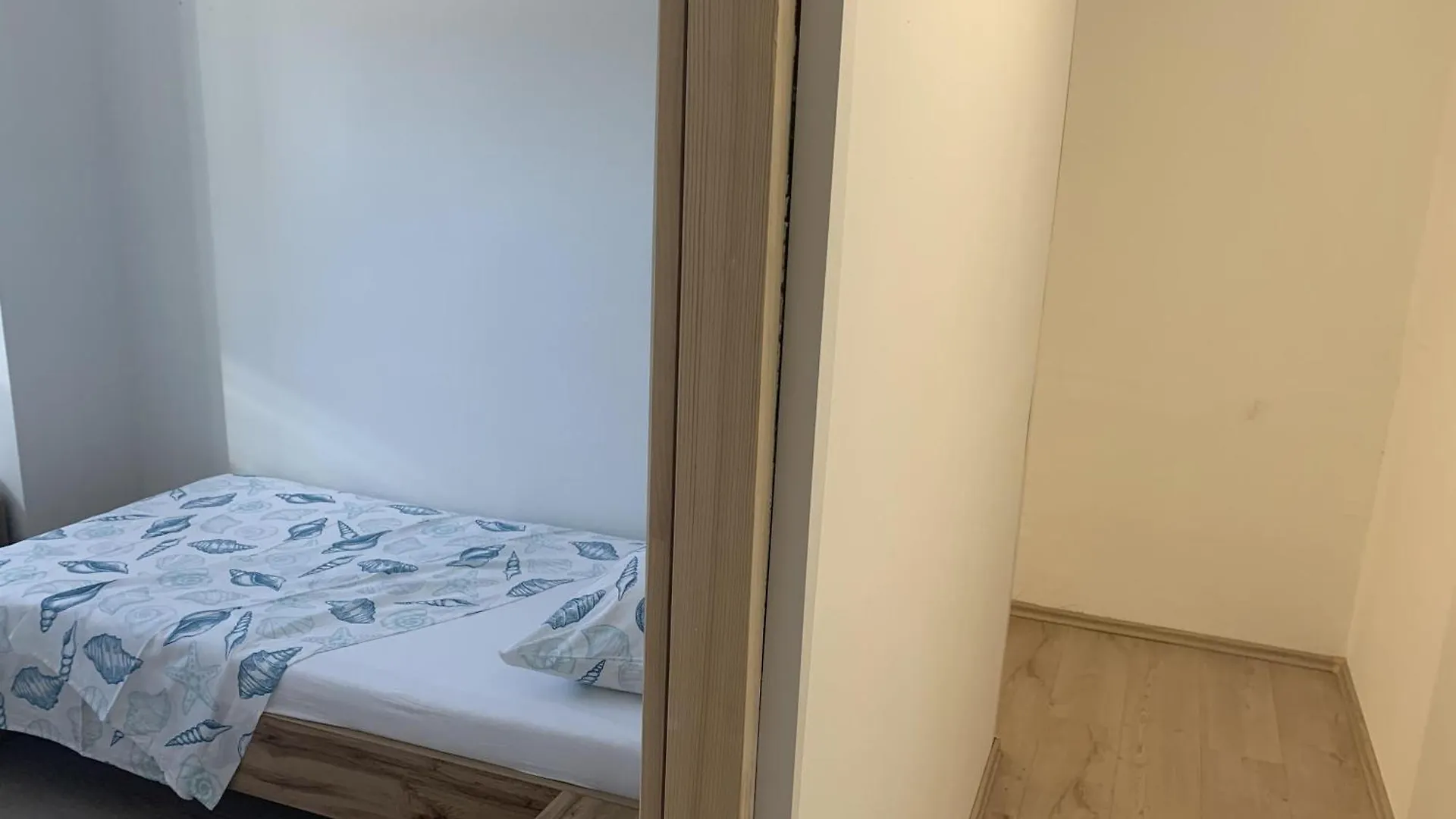 Διαμέρισμα Ferienwohnung In Banjole Mit Terrasse Und Garten
